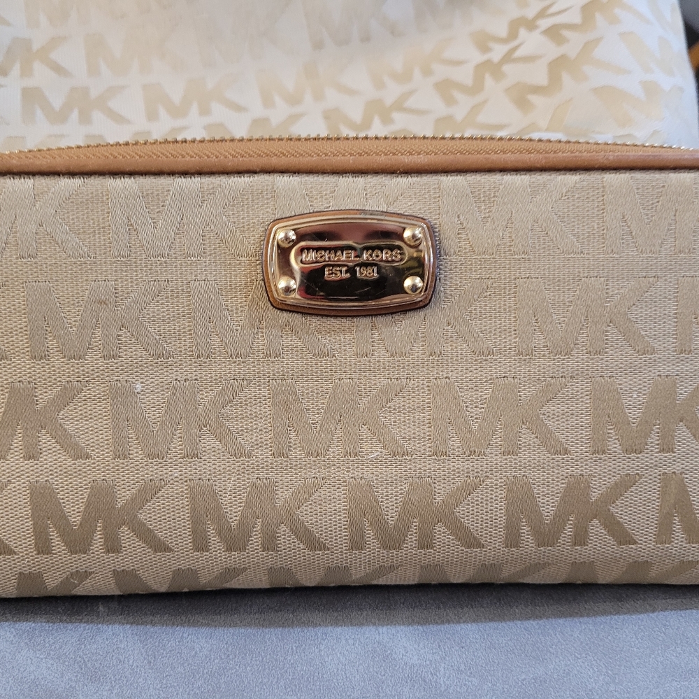 Michael Kors large wallet